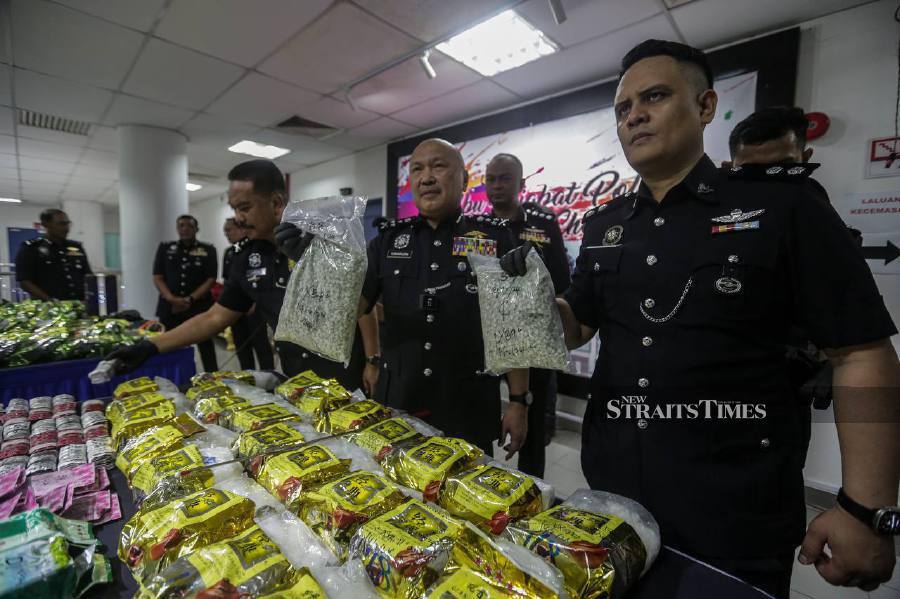 Police have busted a drug syndicate that has been operating since last year from a luxury condominium here with the arrest of two men. - NSTP/HAZREEN MOHAMAD