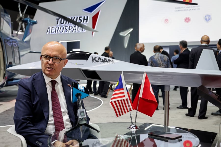 Turkiye’s Deputy Defence Minister Dr. Celal Sami Tüfekçi has extended an invitation to Malaysia to partner in the development of its fifth-generation stealth fighter jet, KAAN, which undertook its maiden flight in February. - BERNAMA pic