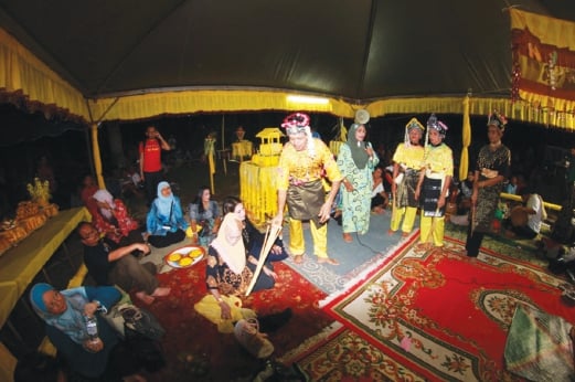 Healing Spirits Of Malay Traditional Dance