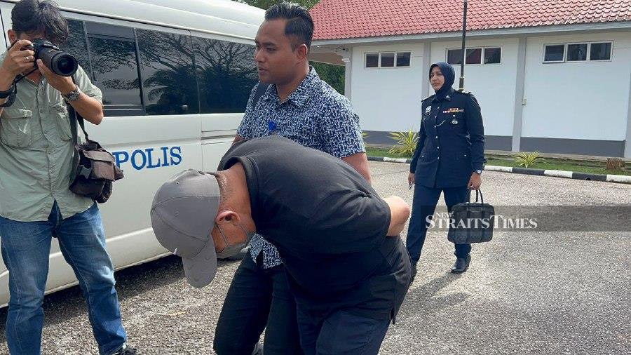 According to the charge sheet, Datuk Azman Idris, 55, was charged with cheating Chin Yet Lun, 37, in a non-existent logging business where the victim handed over RM171,500 to the accused’s two bank accounts. - NSTP/Courtesy of reader
