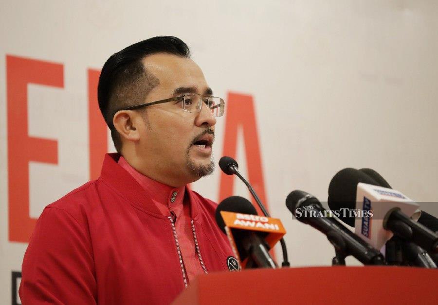 It is not possible that this country will become a secular country which separates national and state administration from Islam, said Umno secretary-general Datuk Dr Asyraf Wajdi Dusuki. - NSTP/SAIFULLIZAN TAMADI
