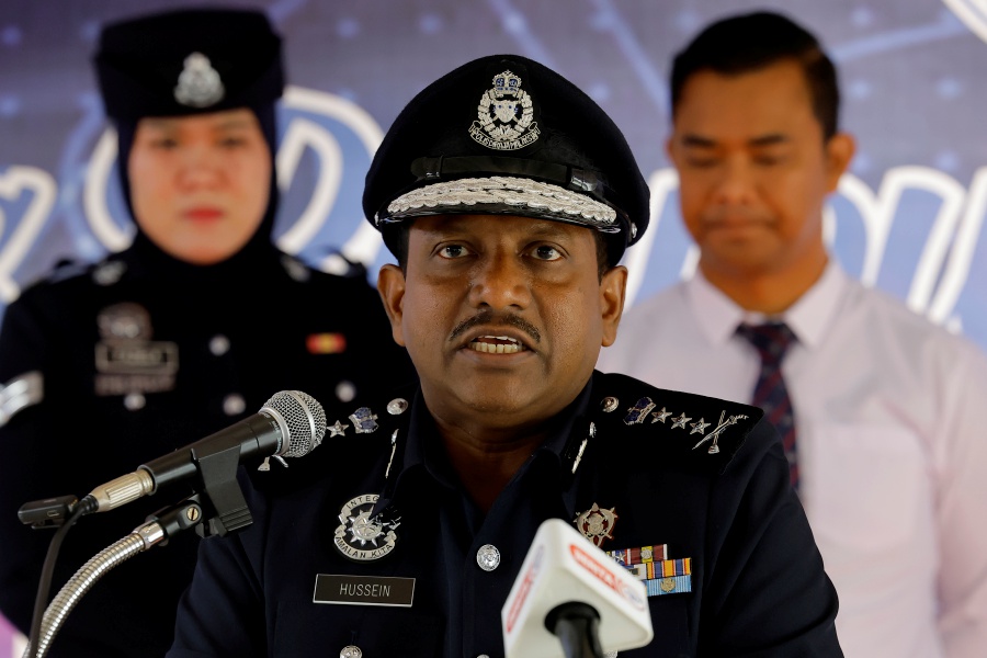 “It is a scam!” said Selangor police chief Datuk Hussein Omar, adding that the police would not reach out to traffic offenders to pay for their outstanding summonses via email. - Bernama pic