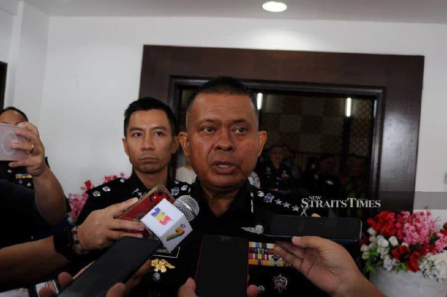 Johor police chief, Commissioner Datuk Kamarul Zaman Mamat, said the transfer is a temporary measure pending a full investigation. - NSTP file pic