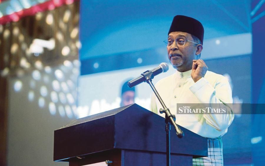 Higher Education minister Datuk Seri Dr Zambry Abd Kadir said the commitment was to ensure university students can be more involved in activities at universities in the country.“ - NSTP/ROHANIS SHUKRI