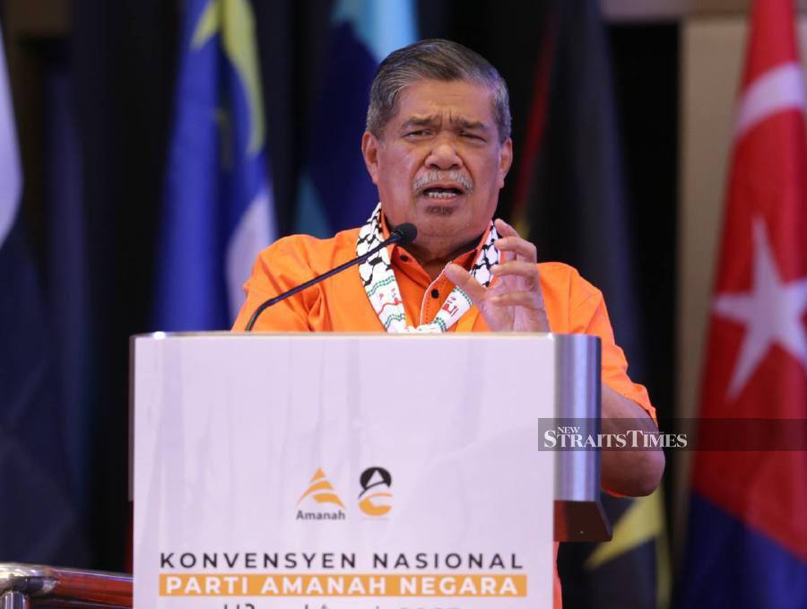 Parti Amanah Negara (Amanah) must intensify efforts to counter baseless allegations that the position of Islam and the Malays are under threat under the administration of the unity government, its president Datuk Seri Mohamad Sabu said. - NSTP/MOHAMAD SHAHRIL BADRI SAALI