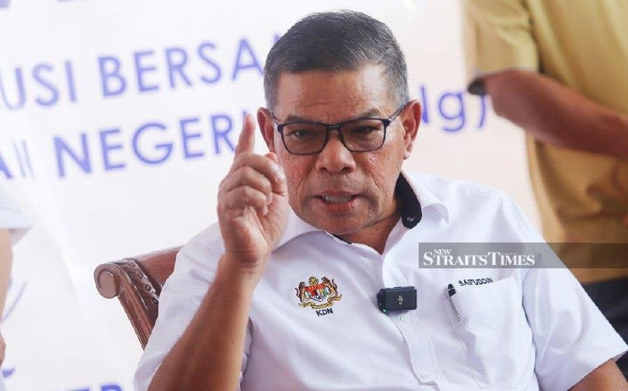 Home Minister Datuk Seri Saifuddin Nasution Ismail today assured this. Saifuddin, who is also state Development Action Council co-chairman, said that the federal government is always concerned about ensuring the effective implementation of government projects. - NSTP/ AHMAD MUKHSEIN MUKHTAR