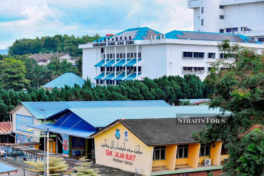 Gabungan Pelajar Melayu Semenanjung (GPMS) has described the demand by the United Chinese School Committees’ Association of Malaysia (Dong Zong) as a threat to the government. - NSTP/AIZUDDIN SAAD