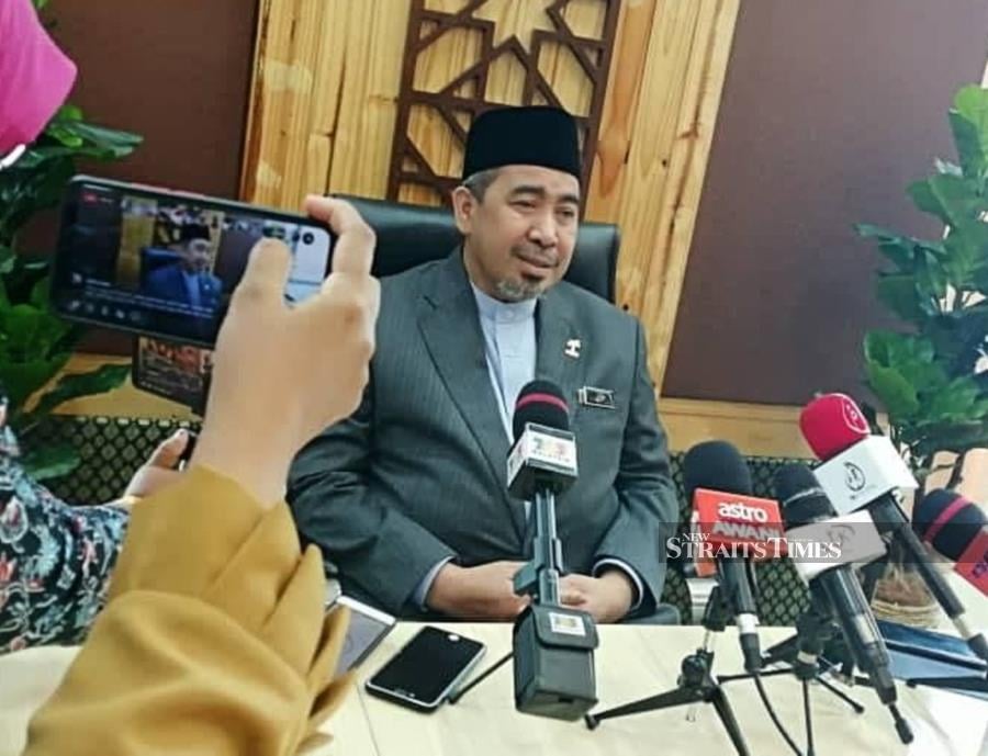 State exco Dr Izani Husin said beds at hospitals for Covid-19 treatment and low-risk quarantine and treatment centres were filled to the brim. - STR/HAZIRA AHMAD ZAIDI