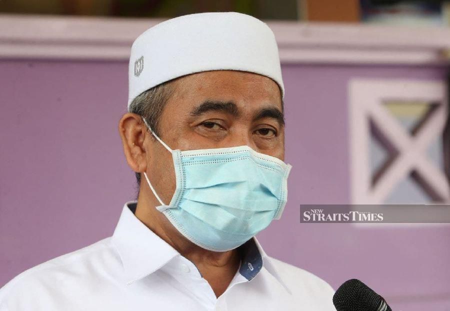 State Local Government, Health and Housing Committee chairman Dr Izani Husin said the two factors have been identified as among reasons that Kelantan has been stuck in terms of its NRP phase. - NSTP/NIK ABDULLAH NIK OMAR