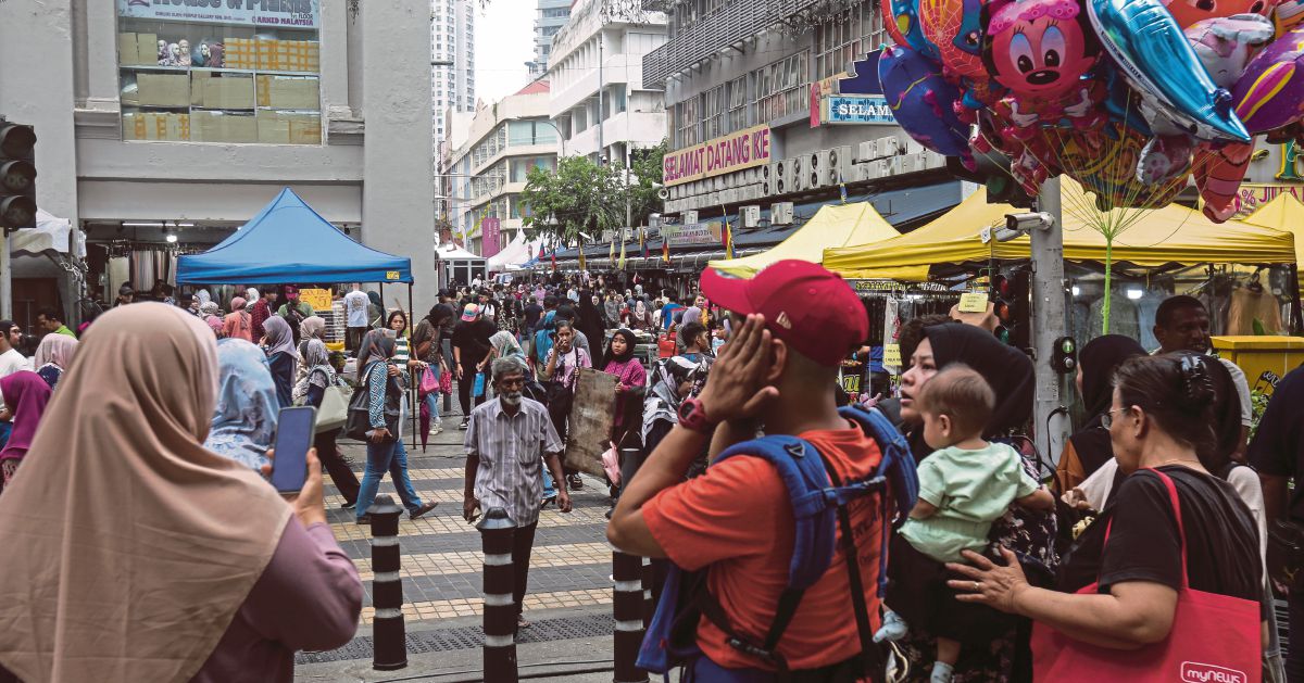 Malaysia's economy set to meet growth target, GDP to expand 4-4.5 pct ...