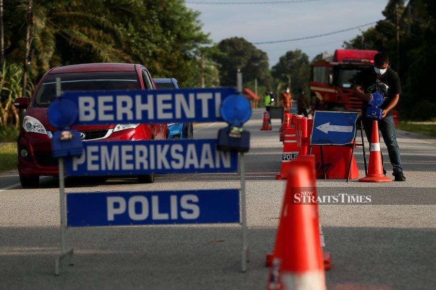 Three Felda settlements in Bera, Pahang, and four Orang Asli villages in Kinta, Perak, will be under a two-week Enhanced Movement Control Order (EMCO) starting Wednesday until Oct 12. - NSTP/ GHAZALI KORI