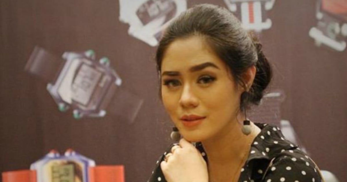Indonesian Actress