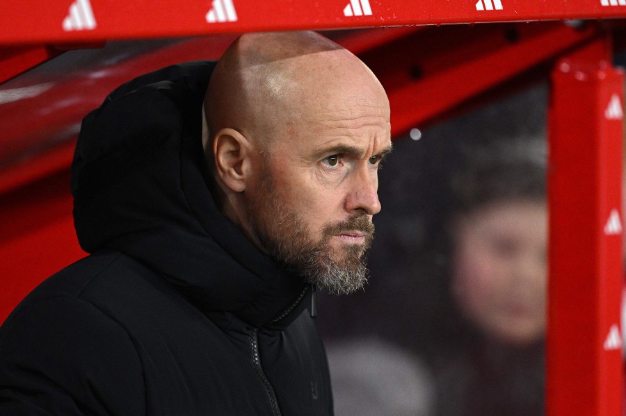 Manchester United manager Erik ten Hag has demanded Fulham apologise for a social media post that appeared to mock Bruno Fernandes as he prepared his side for Sunday’s daunting Manchester derby. - AFP pic