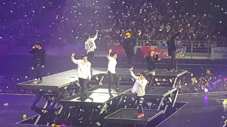 EXO entertained some 15,000 fans who had thronged to the Axiata Arena in Bukit Jalil. Pic by Bibi Nurshuhada Ramli. 