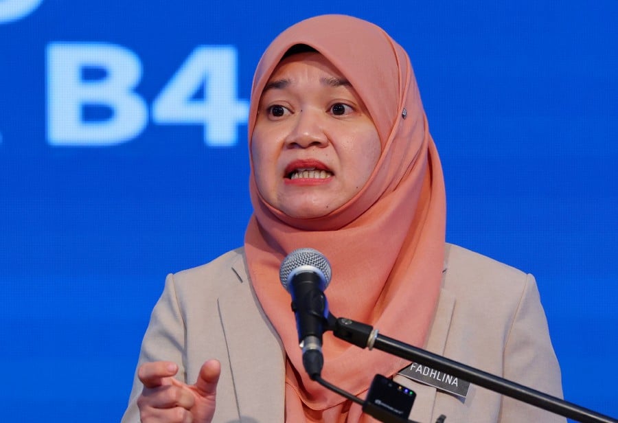Education Minister Fadhlina Sidek said the council would help the ministry to contribute new ideas in order to improve the country’s education. -BERNAMA PIC