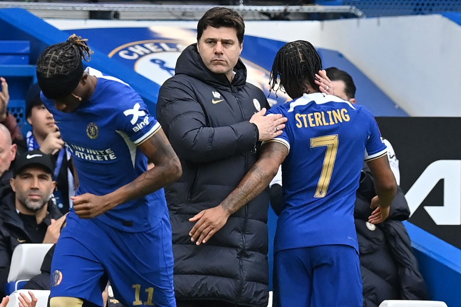 Chelsea's Argentinian head coach Mauricio Pochettino (C) thanks Chelsea's English midfielder #07 Raheem Sterling (R) as he leaves the pitch substituted during the English FA Cup Quarter Final football match between Chelsea and Leicester City at Stamford Bridge in London on March 17, 2024. AFP PIC