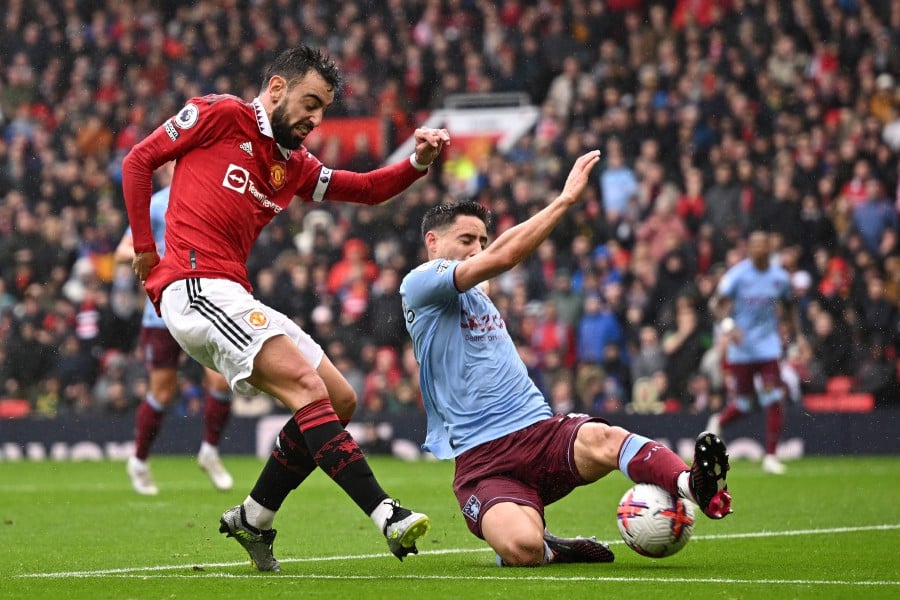 Man Utd Edge Past Villa To Strengthen Top-four Push 