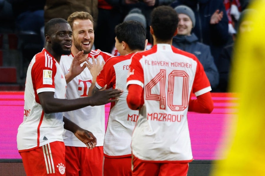 Bundesliga: Donyell Malen scores late to hand Dortmund 1-0 win