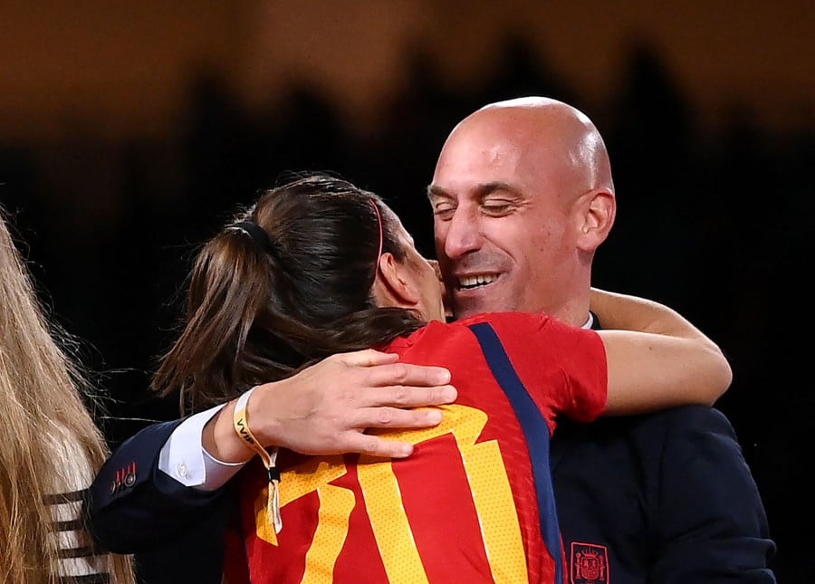 Spanish football chief Rubiales refuses to resign over player kiss