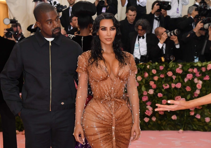 Kim Kardashian to drop Kimono name from shapewear after objections