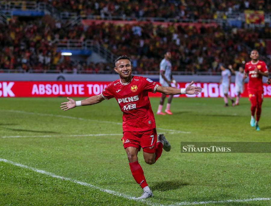 The Red Giants launched their “Stand With Faisal Halim. Stop The Violence!” campaign on their official website last night, and called on all football supporters to pray for Faisal’s recovery. - NSTP/ASWADI ALIAS