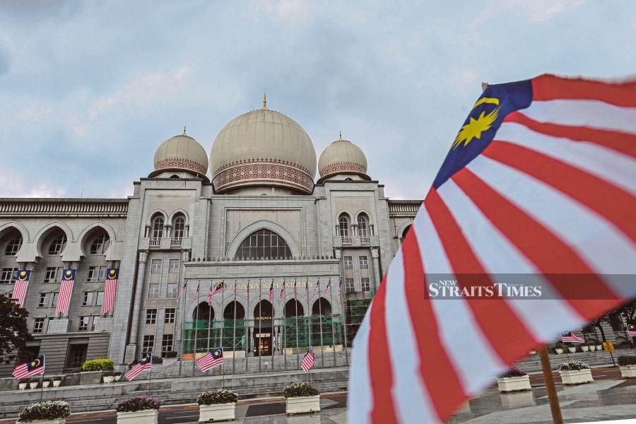 The Federal Court three-member bench today heard the appeal brought by a 37-year-old woman who claimed that her conversion to Islam in 1991 at the age of four by reason of her mother’s conversion to Islam was a nullity from the start. - NSTP/AIZUDDIN SAAD