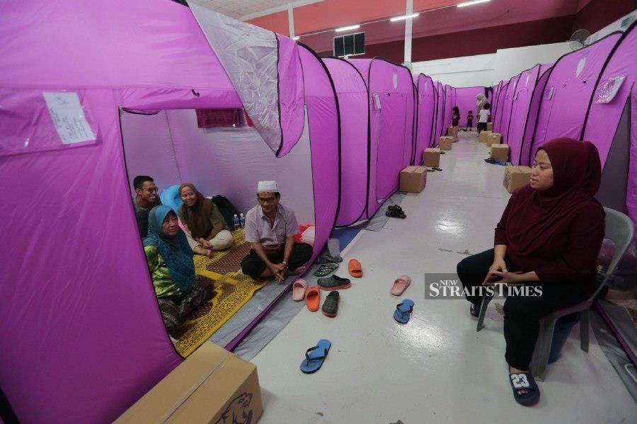 Number Of Flood Evacuees Rises In Sabah, Drops In Johor | New Straits ...