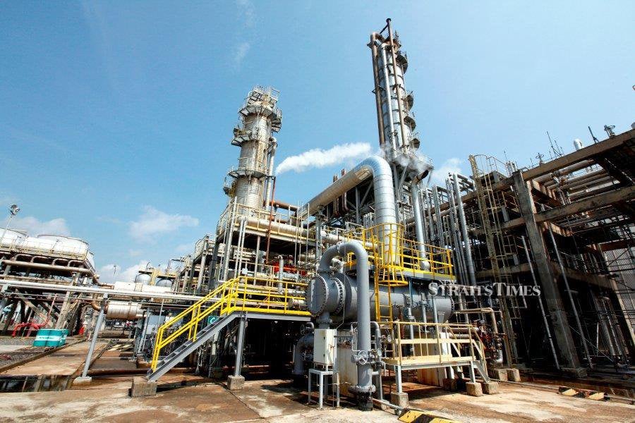  Petronas gas processing plant, Kertih. - NSTP file pic