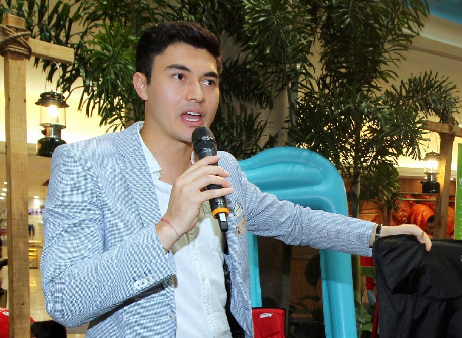 (File pix) Actor Henry Golding. Pix by Surianie Mohd Hanif