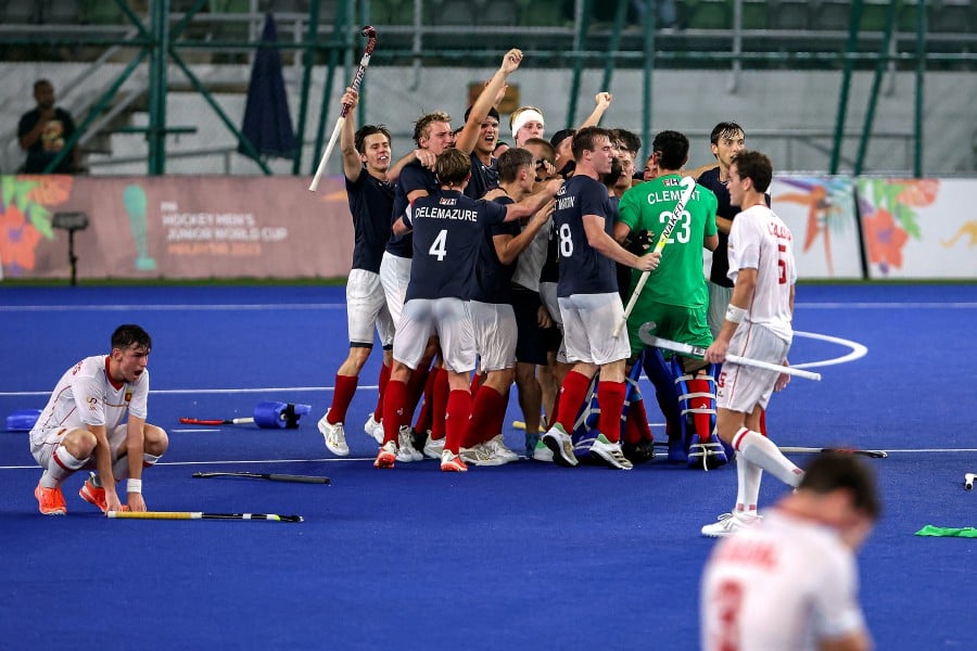 France played exceptionally to defeat Spain 3-1 to qualify for their second Junior World Cup (JWC) final at the National Hockey Stadium in Bukit Jalil today. BERNAMA PIC