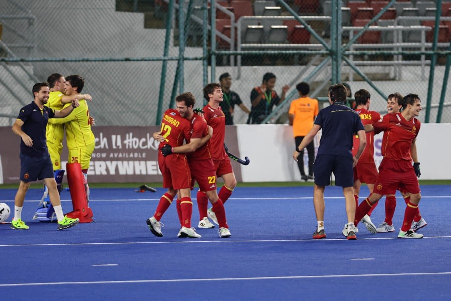 The Spanish players celebrate their success after defeating the Indian team in the classification match of the 3-4 Hockey Youth World Cup 2023. BERNAMA PIC