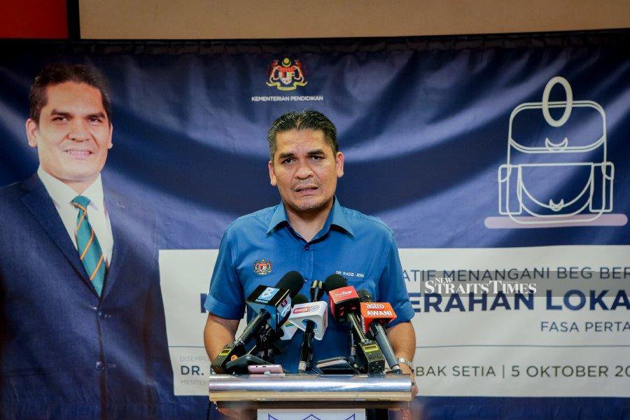 Senior Education Minister Datuk Dr Radzi Jidin said this is among efforts that will be undertaken by the government to make national primary schools as the choice among parents.  - NSTP/ASYRAF HAMZAH