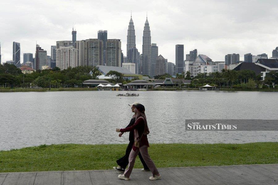 Credit ratings agency Moody’s Ratings expects Malaysia’s real gross domestic product (GDP) growth to improve to 4.5 per cent in 2024 from 3.7 per cent in 2023. NSTP/AIZUDDIN SAAD
