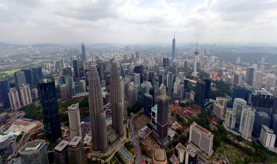 A long-term uptrend has emerged in the real estate sector, driven by increased industrial developments, growth in second-tier cities, and rising land values. Decentralisation is also strengthening the market, according to Hong Leong Investment Bank (HLIB). - STU/AIMAN FARHAN