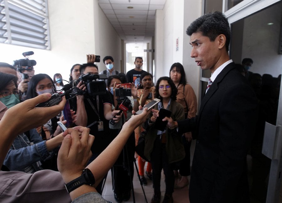 Lawyer Rajsurian Pillai, who represented Khoo at the magistrate’s court here today, said his team may also reach out to any other party who could help to seek justice for the senior citizen.- NSTP/ AZIAH AZMEE