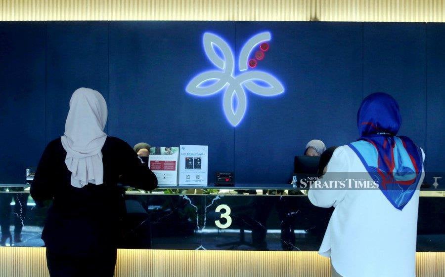 Affin Bank Bhd's share price one of the top gainers in the stock market after Sarawak Premier Tan Sri Abang Johari Abang Openg said the state's takeover of a commercial bank will be sealed on July 19. NSTP/HAIRUL ANUAR RAHIM