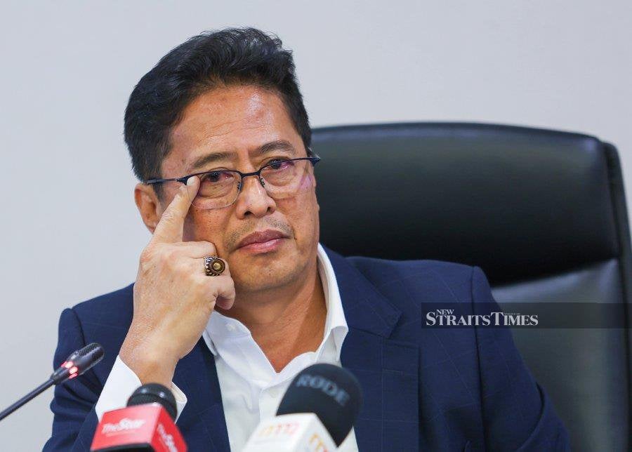 “People involved in corruption resulting in losses for the country will not get away with it,” said Tan Sri Azam Baki in a stern warning. - NSTP/ASWADI ALIAS