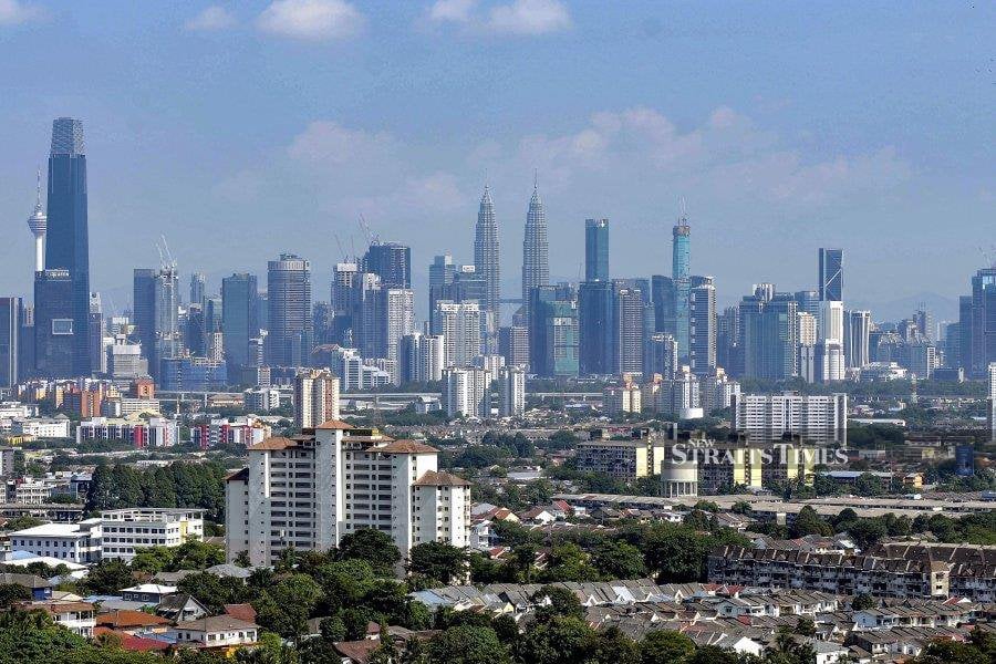 Kuala Lumpur city view fromTaman Bukit Permai, Ampang. NSTP/AIZUDDIN SAAD