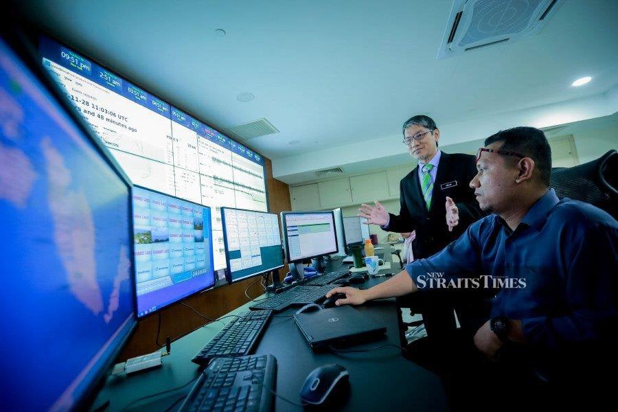 Malaysian Meteorological Department (MetMalaysia) director-general Muhammad Helmi Abdullah said Malaysia is part of an international commitment where participating countries collaborate to share crucial information and data in monitoring natural events. - NSTP/ASYRAF HAMZAH