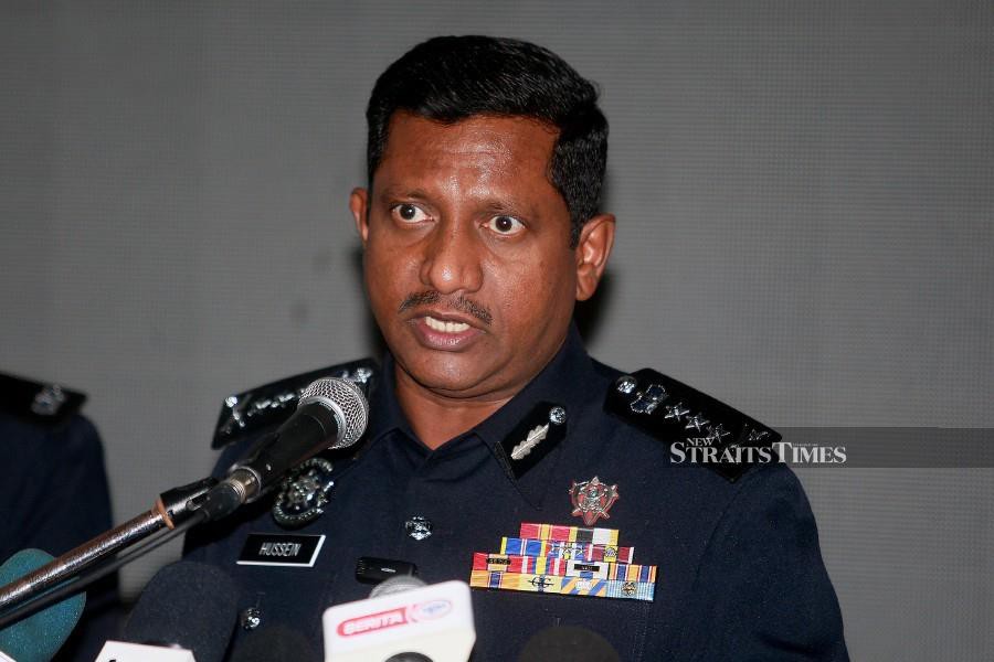Selangor police chief Datuk Hussein Omar Khan said the man is from the same timber company as the director who claimed the suitcase last week. STR / FAIZ ANUAR 