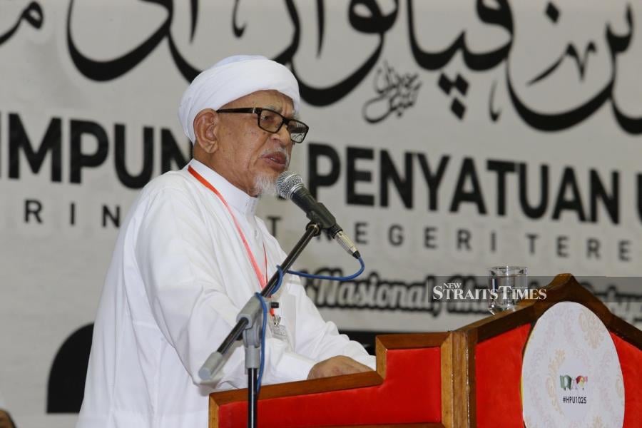  Pas will support the formation of Pakatan Nasional to return the political domination of the Malays and to uphold the sanctity of Islam, its president Datuk Seri Abdul Hadi Awang said today. - NSTP/ROZAINAH ZAKARIA
