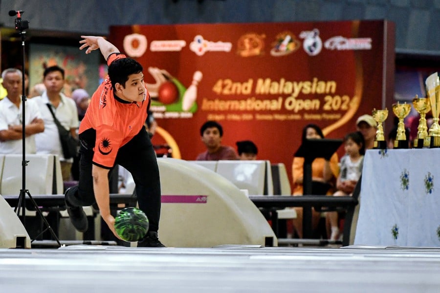 After enduring several near misses, Hafiz Zainuddin finally shed his bridesmaid tag by claiming the men's Open crown at the Malaysian Open on Sunday. - Bernama pic