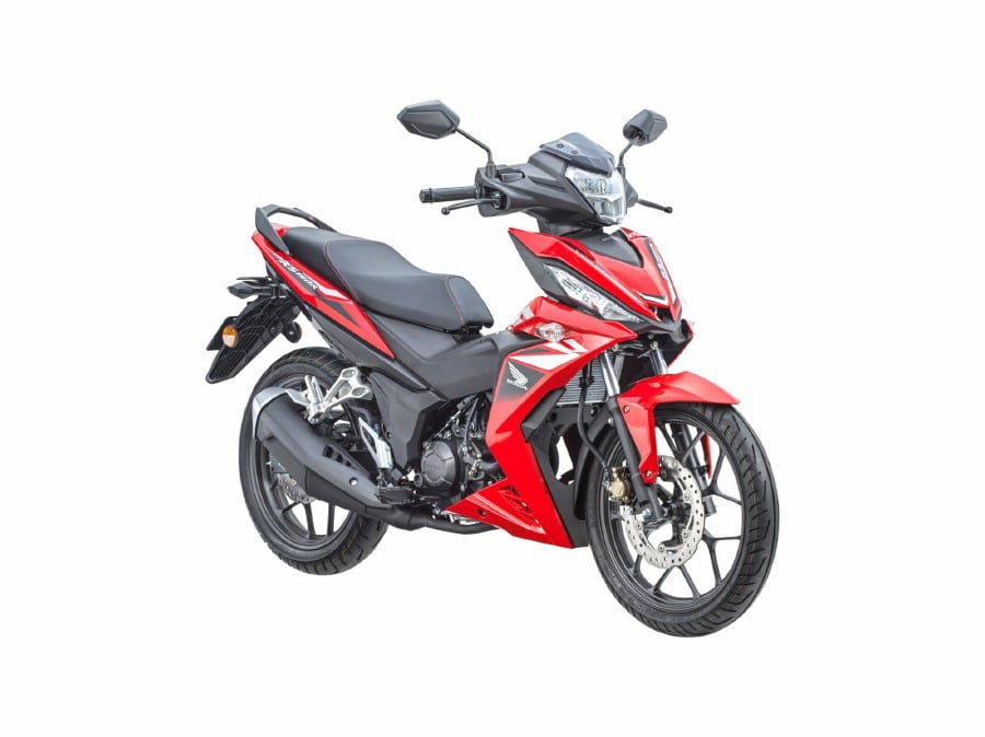 The new enhanced Honda RS150R will retail at RM8,299 (on the road without insurance), which is RM100 increase over the 2020 model.