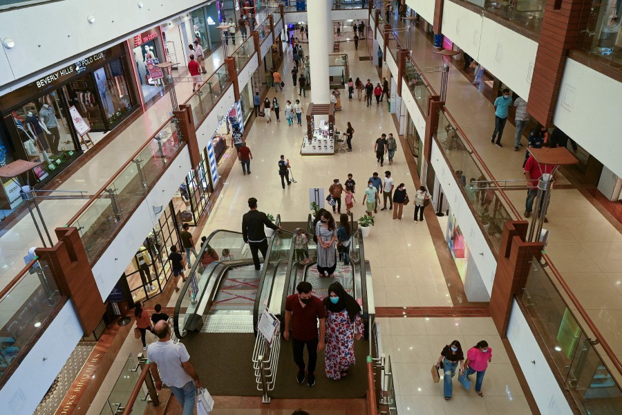 'cooped Up' Indians Throng Malls And Markets Weeks After Covid Surge 