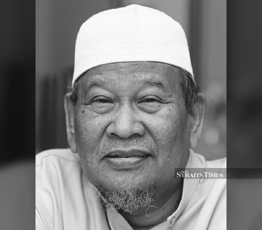Prime Minister Tan Sri Muhyiddin Yassin described the death of prominent Islamic preacher Datuk Ismail Kamus as a huge loss to dakwah in Malaysia. - NSTP File pic