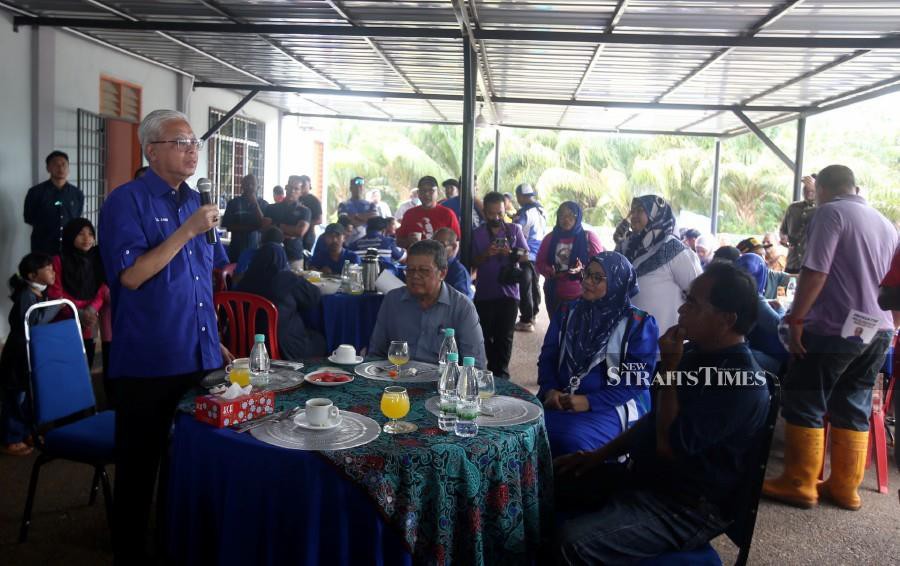 Perikatan Nasional (PN) is merely taking advantage and exploiting Pas to canvas for votes in the 15th General Election (GE15), said caretaker Prime Minister Datuk Seri Ismail Sabri Yaakob today. - NSTP/HAIRUL ANUAR RAHIM