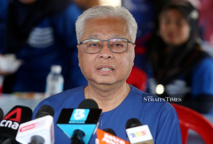 Caretaker Prime Minister Datuk Seri Ismail Sabri Yaakob has advised the people to be calm and mature in accepting the results of the General Election (GE15) tomorrow. - NSTP/HAIRUL ANUAR RAHIM