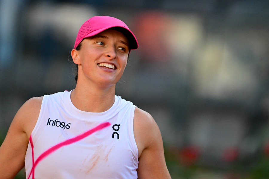 Iga Swiatek, Aryna Sabalenka set up rematch in Rome final New Straits