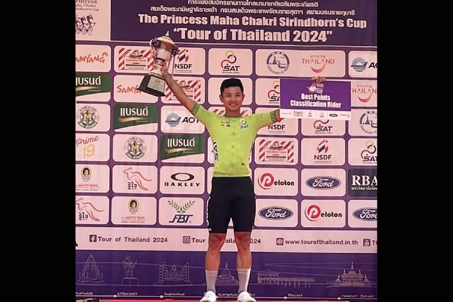 Izzat Hilmi Abdul Halil capped a stellar debut outing with Malaysia Pro Cycling (MPC) by winning the green jersey at the Tour of Thailand today.