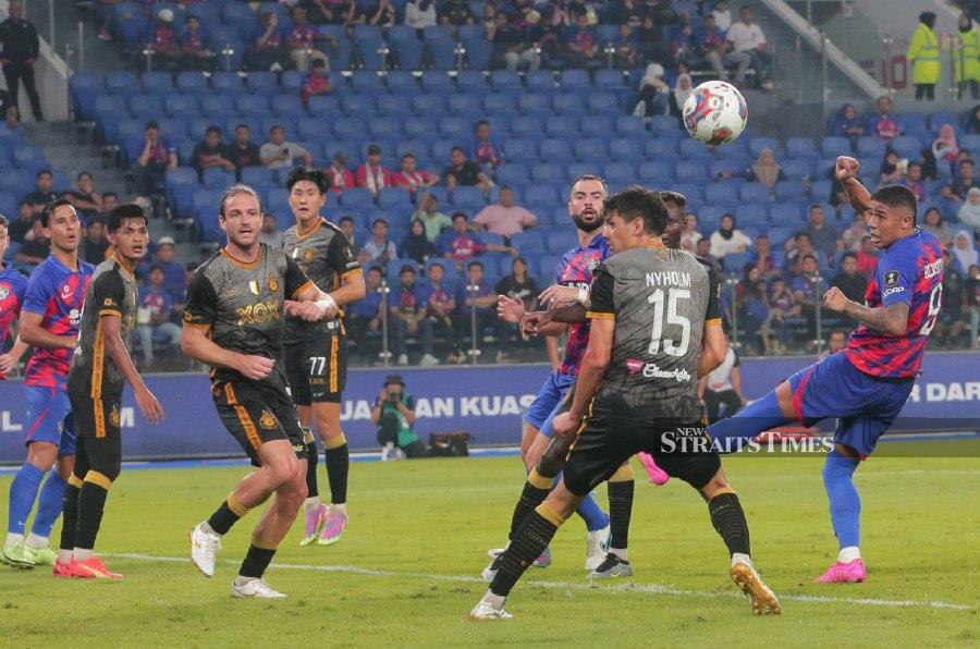 Defending champions Johor Darul Ta’zim (JDT) romped into the Malaysia Cup final with a massive 12-2 aggregate win over Perak. - NSTP/NUR AISYAH MAZALAN